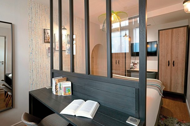 Hôtel Littéraire Marcel Aymé BW Premier Collection - Wohnbeispiel Studio Atelier de Gandgil (Zimmercodierung SB1)
