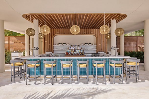 The Boca Raton - Poolbar