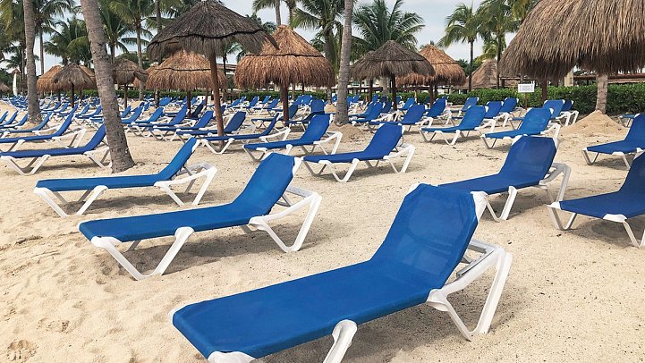 BlueBay Grand Esmeralda