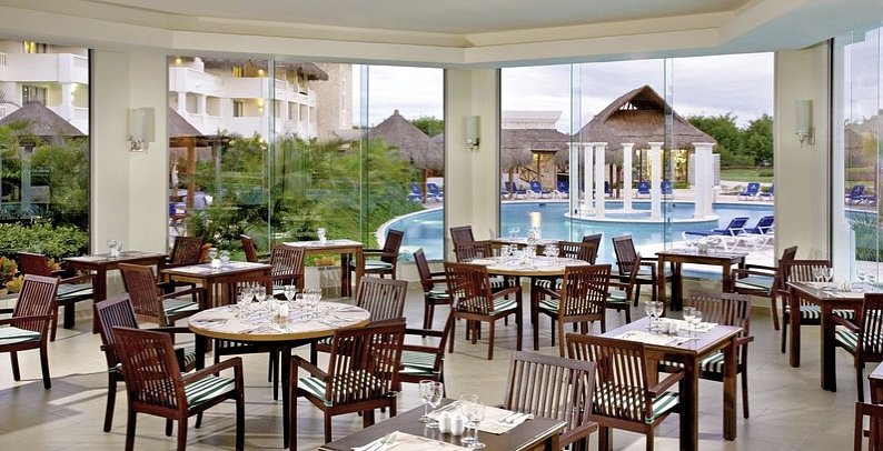 Grand Riviera Princess