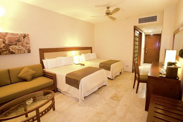 Grand Riviera Princess