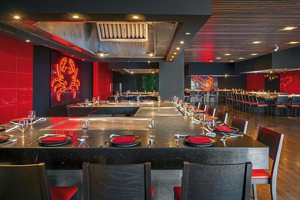 El Beso at Ocean Coral & Turquesa