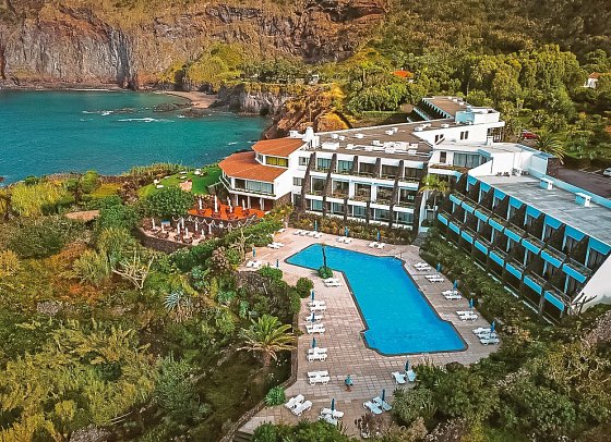 Caloura Hotel Resort