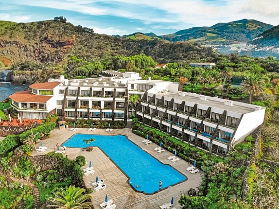 Caloura Hotel Resort
