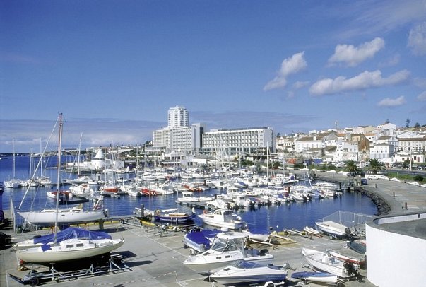 ADAC Special: Azoren - Traumlandschaften im Atlantik - Ponta Delgada