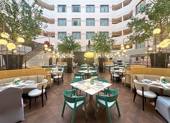 Howard Johnson by Wyndham Paragon Hotel Beijing