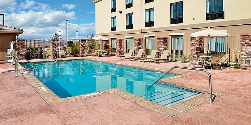 Holiday Inn Express & Suites Page, an IHG Hotel