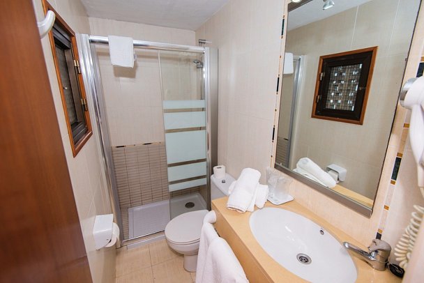 Bella Mar - Beispiel Bad (Zimmercodierungen DB1, DC1, DS1 & DSD)