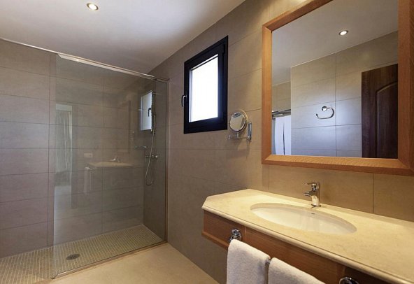 Rural Sa Bassa Plana - Beispiel Bad (Zimmercodierung DB1)