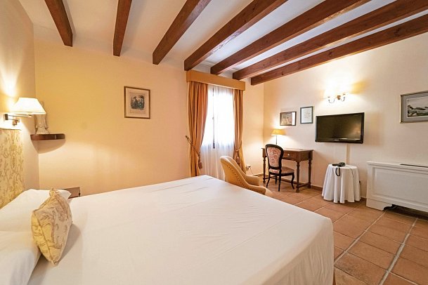 Rural S'Olivaret - Wohnbeispiel Doppelzimmer (Zimmercodierungen DB3 & DB1)