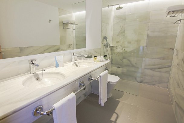 CM Playa del Moro - Beispiel Bad (Zimmercodierungen DPN, D1N, D2N, D1M, D2M, DBD, JBM & JBN)