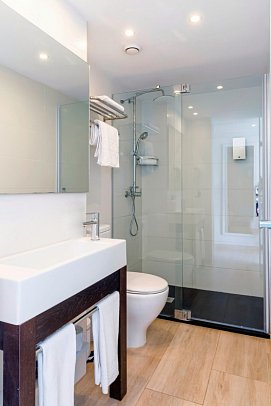 Alcanada Golf - Beispiel Bad (Zimmercodierungen DB1, AB1, ABM, OB1 & OBM)