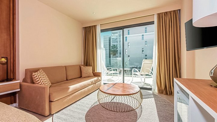 Aubamar Palma Resort - Wohnbeispiel Juniorsuite Poolblick (Zimmercodierung JBP)