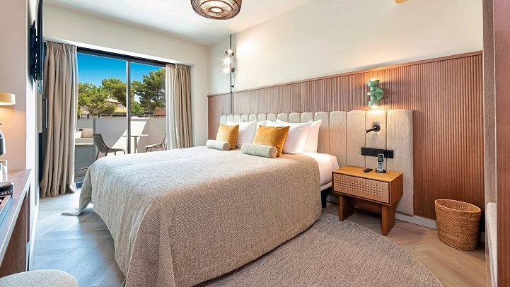 Aubamar Palma Resort - Wohnbeispiel Doppelzimmer Poolblick (Zimmercodierung DBP)