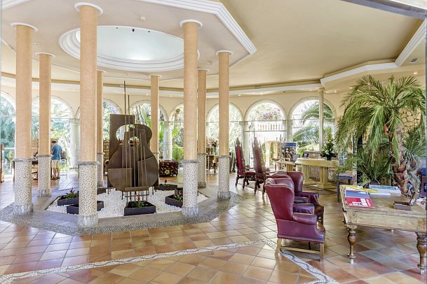 Lago Garden & Spa