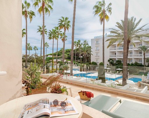 Iberostar Selection Albufera Playa - Beispiel Balkon Doppelzimmer Premium Poolblick (Zimmercodierungen D1P & D2P)