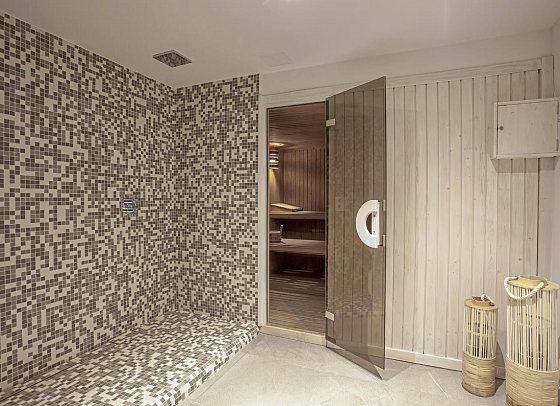 MiM Mallorca Melia Collection