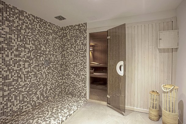 MiM Mallorca Melia Collection
