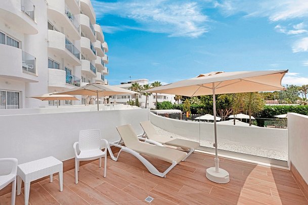 AluaSun Continental Park - Beispiel Balkon (Zimmercodierung DS1)