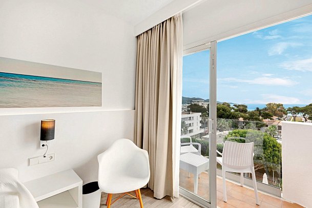 AluaSun Continental Park - Wohnbeispiel Apt. 1 Schlafzimmer (Zimmercodierung AB1)