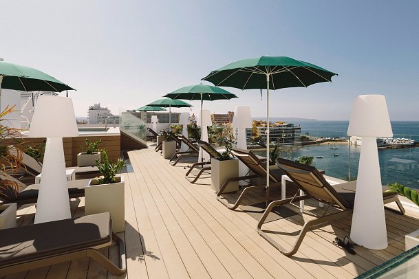 AluaSoul Palma - Wohnbeispiel Doppelzimmer Premium My Favourite Club mit Bali Bett (Zimmercodierung DM1)