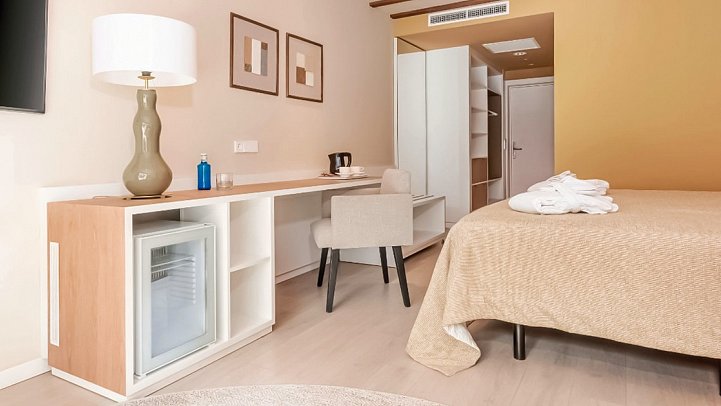 Aubamar Bali - Wohnbeispiel Juniorsuite (Zimmercodierung JB1)