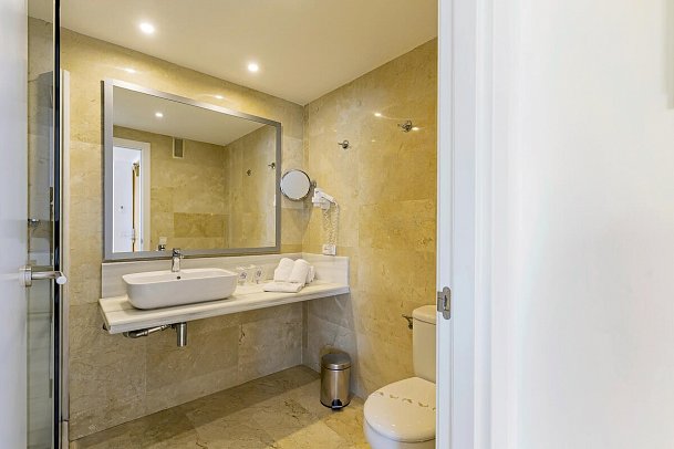 Dunes Platja - Beispiel Bad (Zimmercodierungen SBM & ABM)