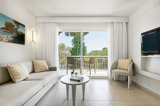 Iberostar Waves Club Cala Barca - Wohnbeispiel (Zimmercodierungen JB1, JB2, J1M, J2M, AB1, AB2, OB1 & OB2)