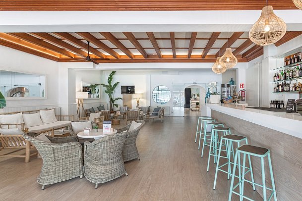 FERGUS Style Sóller Beach