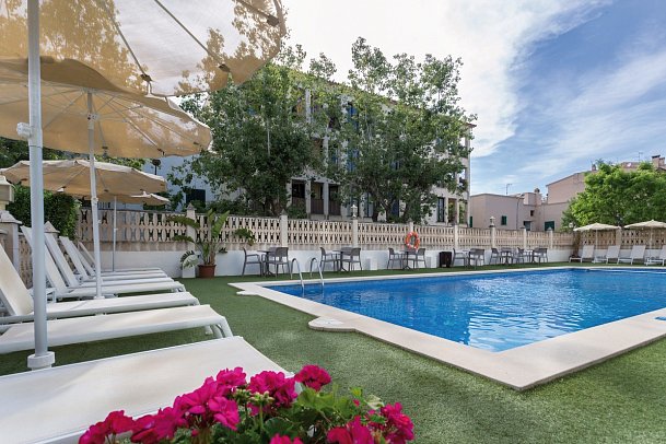 FERGUS Style Sóller Beach