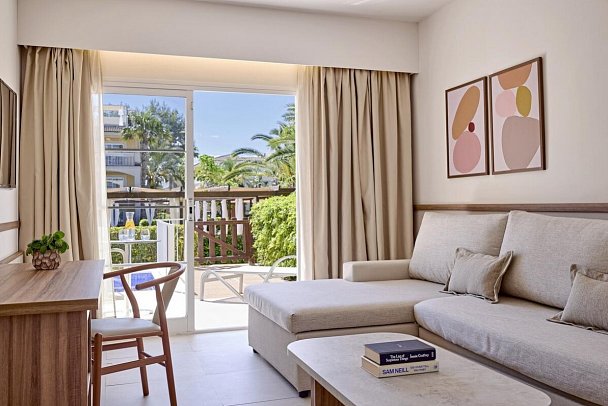 Zafiro Ca'n Picafort - Wohnbeispiel Suite 1 Schlafzimmer mit privatem Pool (Zimmercodierung W3Q/W4Q)