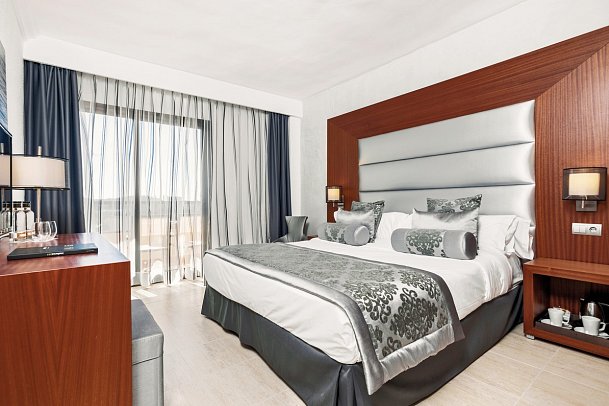 Zafiro Rey Don Jaime - Wohnbeispiel Doppelzimmer Premium (Zimmercodierungen DM1 & DM2)