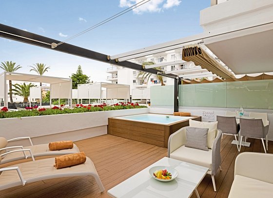 VIVA Sunrise - Wohnbeispiel Studio mit privatem Pool Selection Club (Zimmercodierung SNQ)