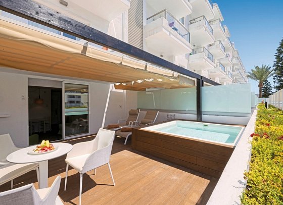 VIVA Sunrise - Wohnbeispiel Studio mit privatem Pool Selection Club (Zimmercodierung SNQ)
