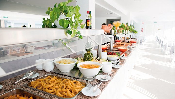 Chevy Hotel & Suites