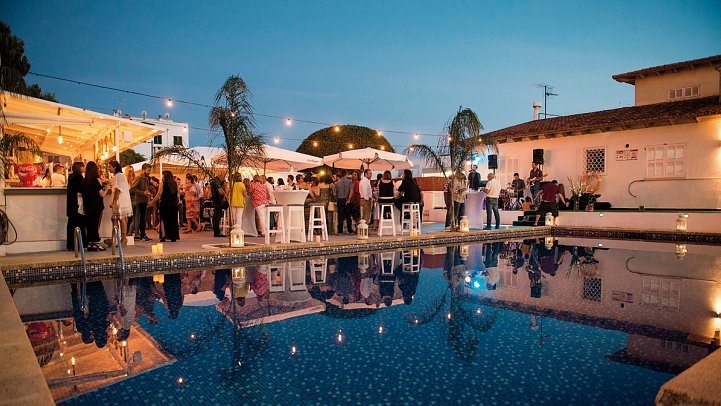 Chevy Hotel & Suites