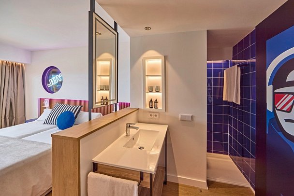 Universal Hotel Neptuno - Adults Only - Wohnbeispiel Doppelzimmer Meerblick (Zimmercodierung D1M)