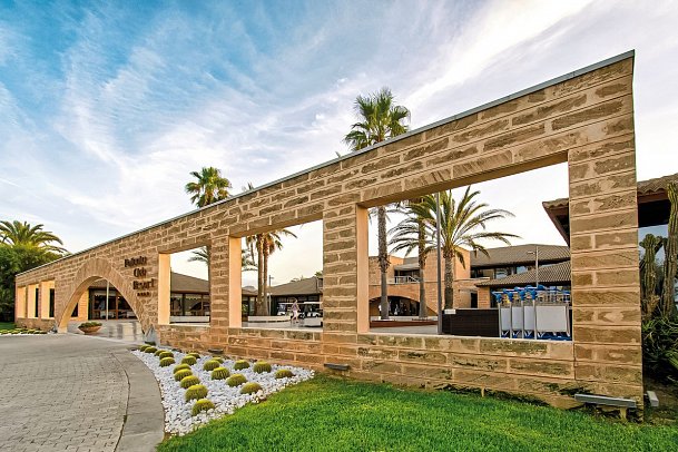 PortBlue Club Pollentia Resort & Spa