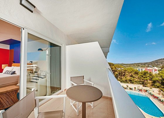 Alua Calviá Mallorca - Wohnbeispiel Doppelzimmer Premium (Zimmercodierung DM2)