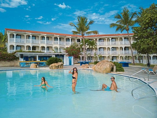 Lifestyle Tropical Beach Resort & Spa