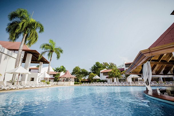 BlueBay Villas Doradas