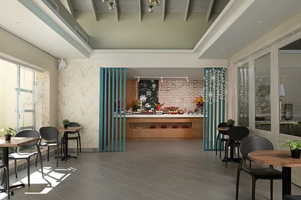 Select at Casa Marina