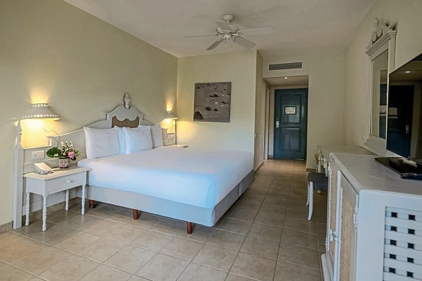 Iberostar Waves Costa Dorada - Wohnbeispiel Premium Near Beach (Zimmercodierung DS1)