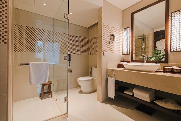 Salinda Resort Phu Quoc Island - Wohnbeispiel Bad Premium Deluxe (Zimmercodierungen UMG & UMM)
