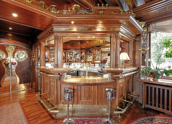 Botel Admiral