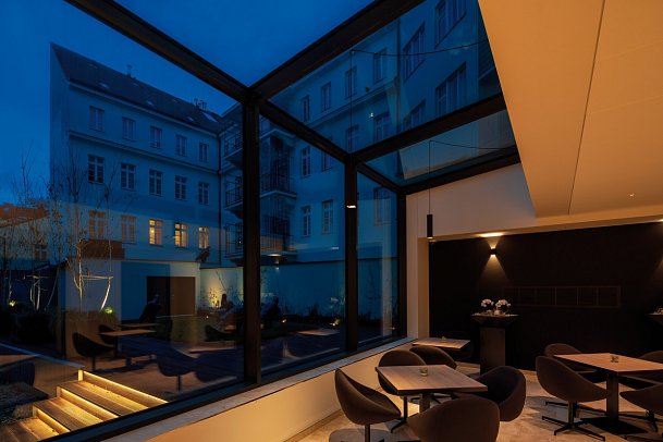 CUBE Hotel