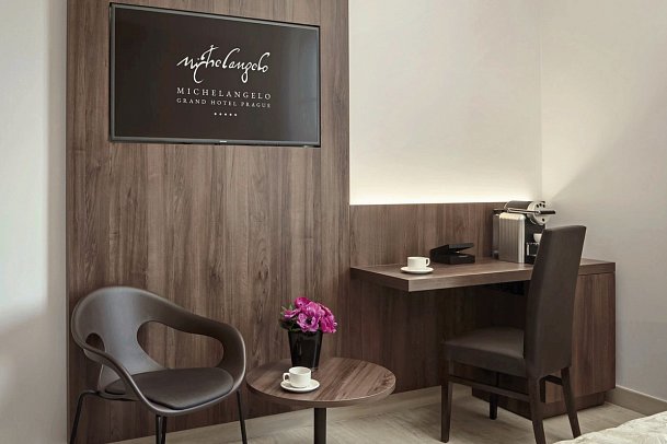 Michelangelo Grand Hotel Prague - Wohnbeispiel Doppelzimmer Deluxe (Zimmercodierung DD1)