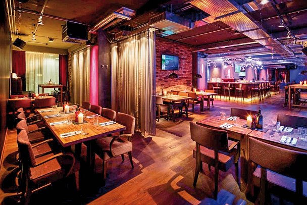 Hotel PULSE8