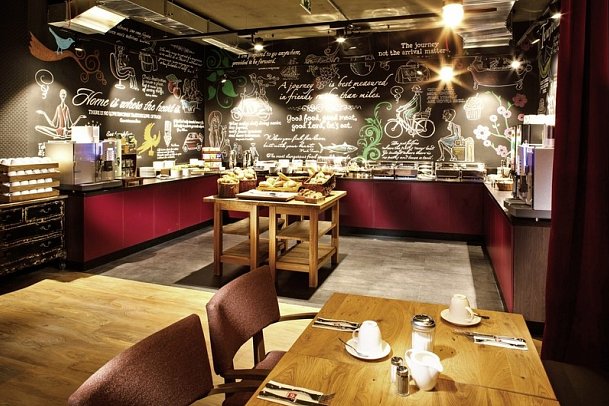 Hotel PULSE8