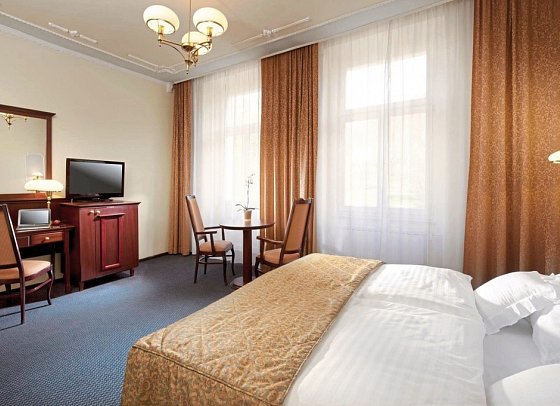 Excelsior - Wohnbeispiel Doppelzimmer Deluxe (Zimmercodierung DD1)